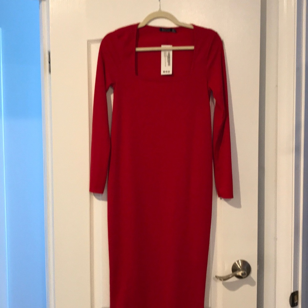 NWT!!!! Boohoo red square neck midi dress